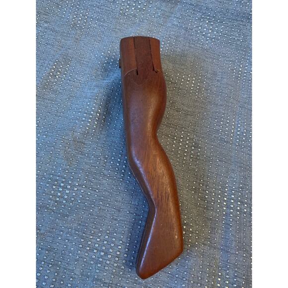 H Wooden nutcracker - Picture 3 of 10